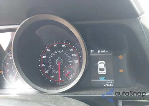 2021 Hyundai Elantra Sel z USA, uszkodzony, nr VIN 5NPLM4AG4MH034469